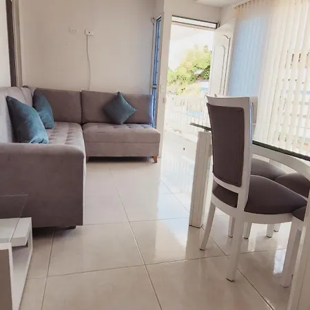 Lujoso Loft En El Centro Apartment Cartago Exterior photo